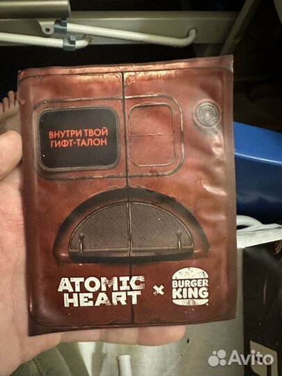 Пины макдональдс заяц и розовая лента