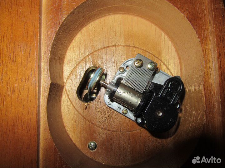 Музыкальная шкатулка 