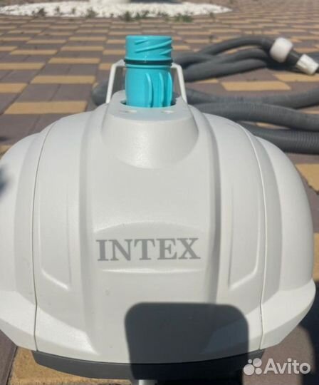 Робот пылесос для бассейна