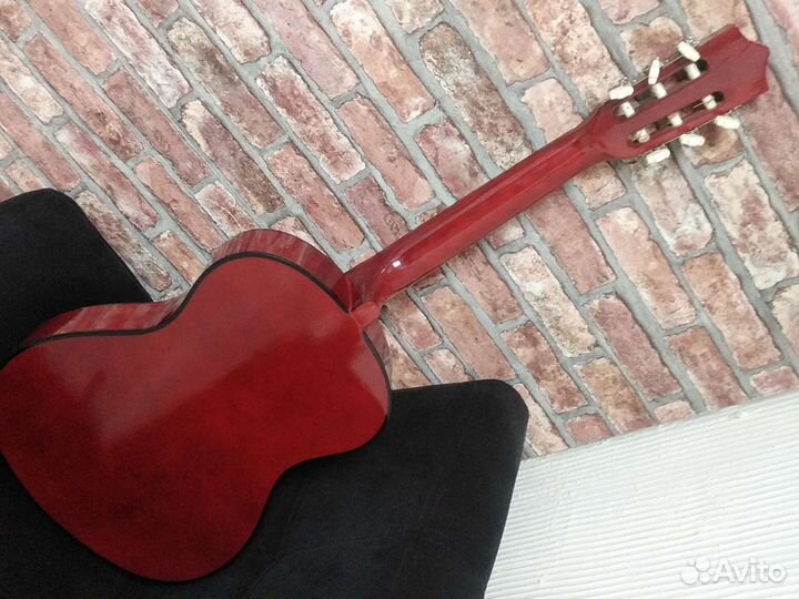 Классическая гитара новая 3/4