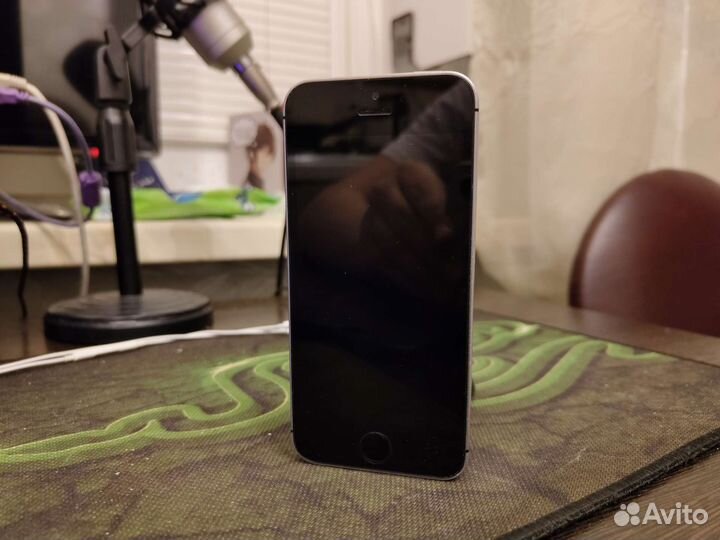 iPhone SE (2016) 128GB Space Grey