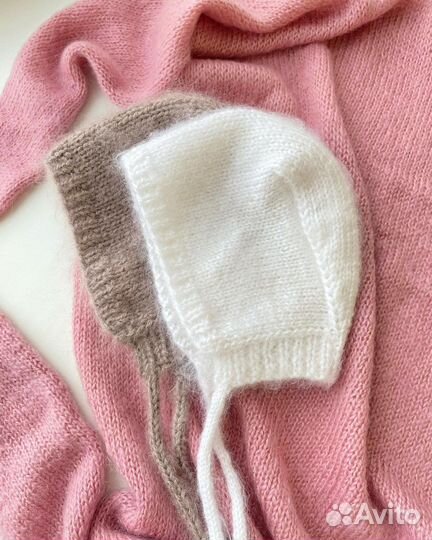 Чепчик вязаный женский