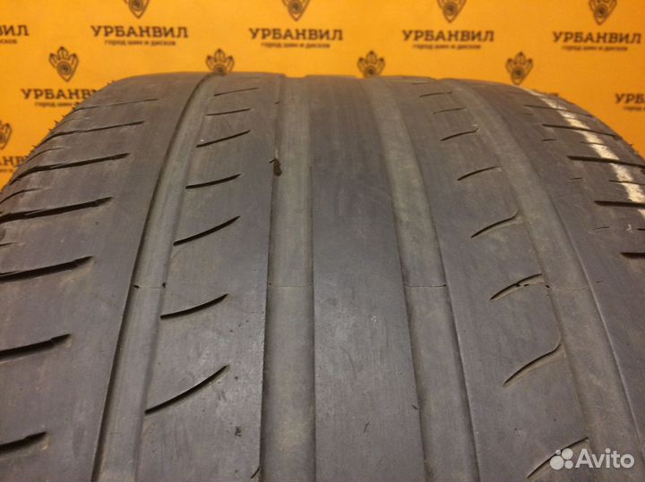 Westlake SA37 295/35 R21