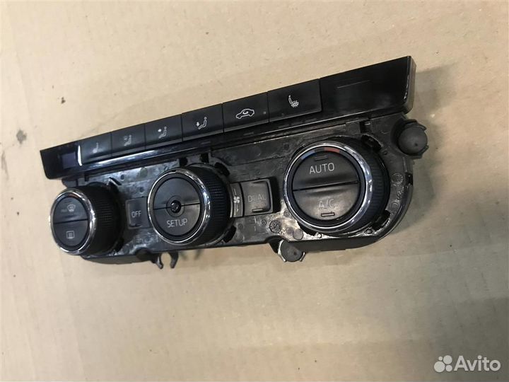 Блок управления климат контролем Skoda Octavia (A