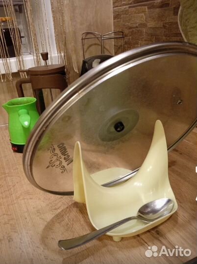 Подставка держатель для крышки и ложки