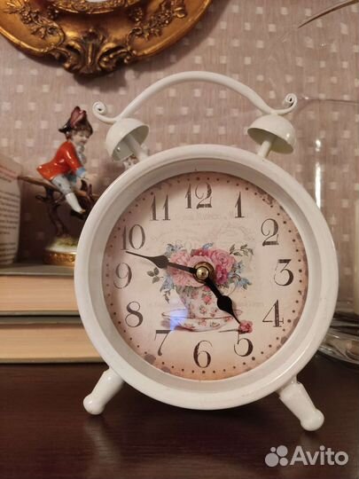 Настольные часы