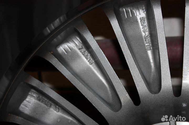 Колесо для экуус в сборе R 18