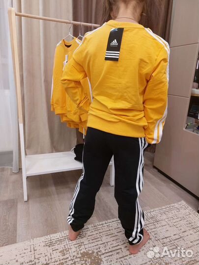 Спортивный костюм adidas для мальчика