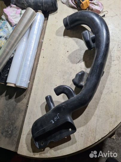 Воздухозаборник Nissan Qashqai J10 HR16 2012