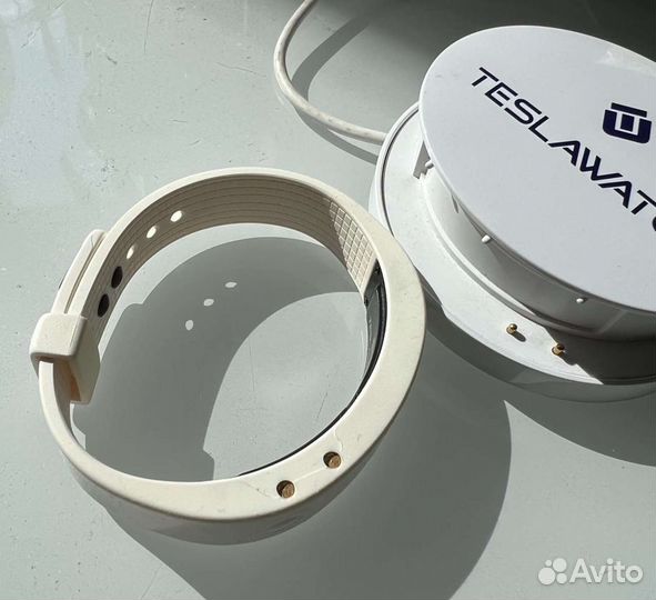 Фитнес браслет Teslawatch T-band