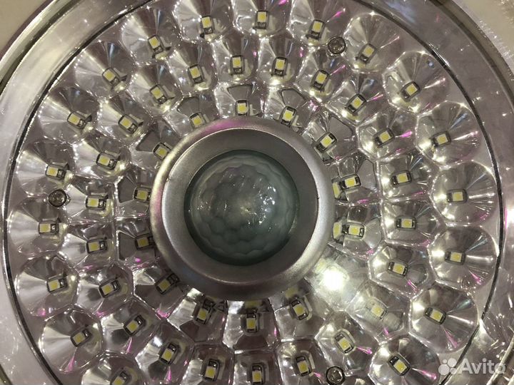 На движение новая