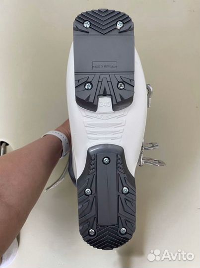 Новые горнолыжные ботинки 24.5 Nordica NXT N6