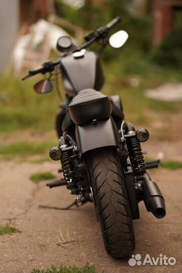 Harley Davidson sportster XL883N iron