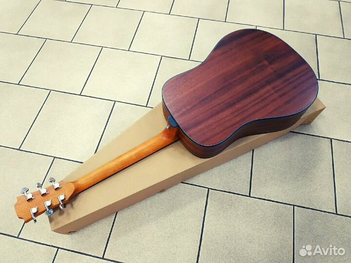 Акустическая гитара Flight