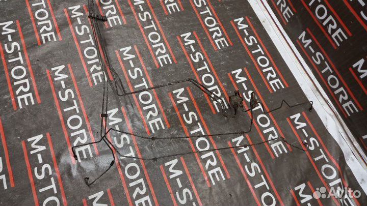 Трубка тормозная задняя левая Mercedes-Benz