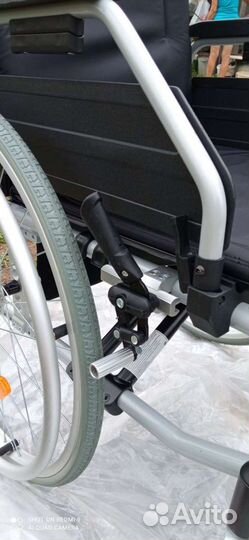 Инвалидная коляска