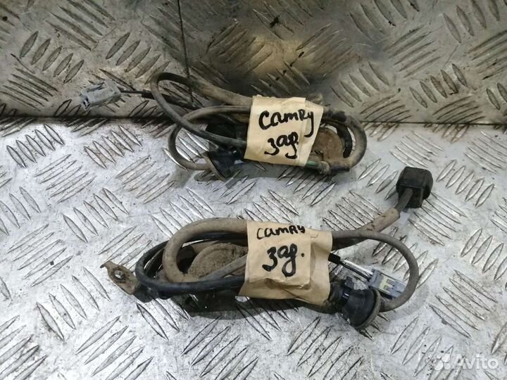 Датчик ABS абс Toyota Camry XV40