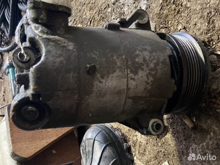 Компрессор кондиционера Volvo Xc60