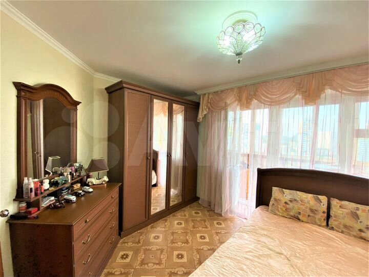 3-к. квартира, 80 м², 14/16 эт.