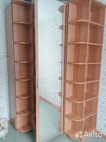 Шкаф с зеркалом