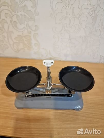 Весы учебные/лабораторные