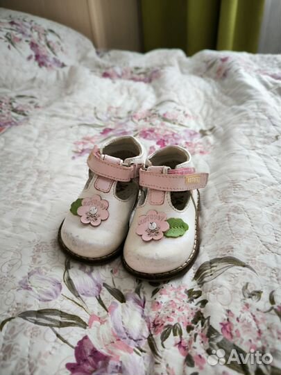 Туфли для девочки