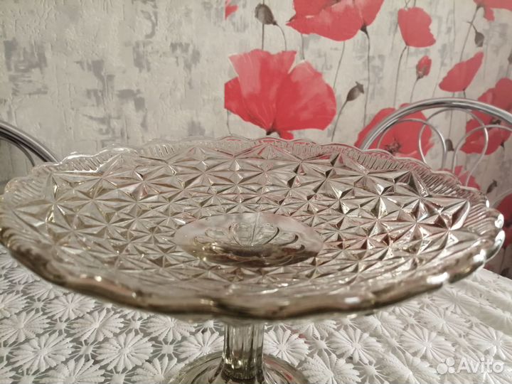 Фруктовница на ножке цветное стекло СССР