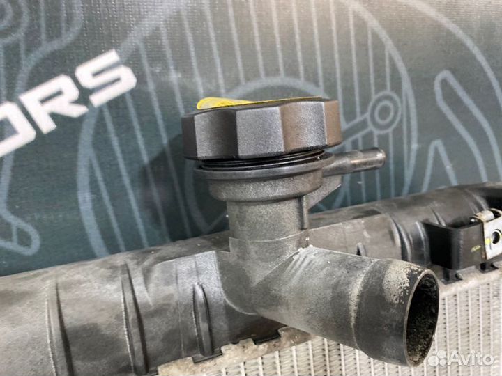 Радиатор двс Chevrolet Trailblazer GMT360 LL8 2006