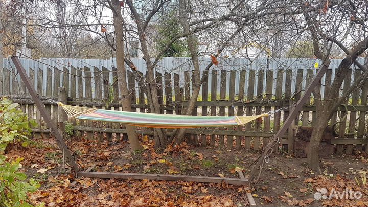 Гамак на стойках