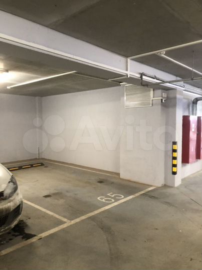 Машиноместо, 15 м²