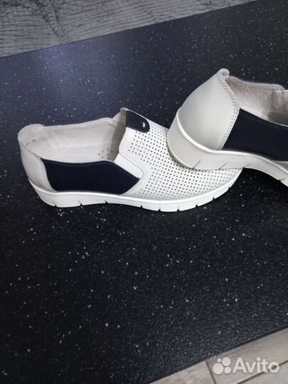 Лоферы женские 39 размер натуральная кожа новые