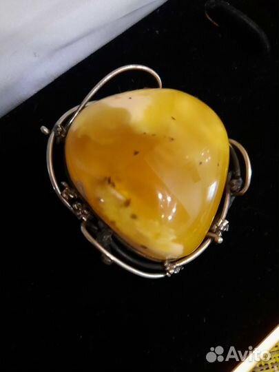 Брошь Янтарь винтаж