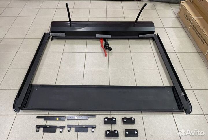 Роллета Nissan Navara 2015-2022