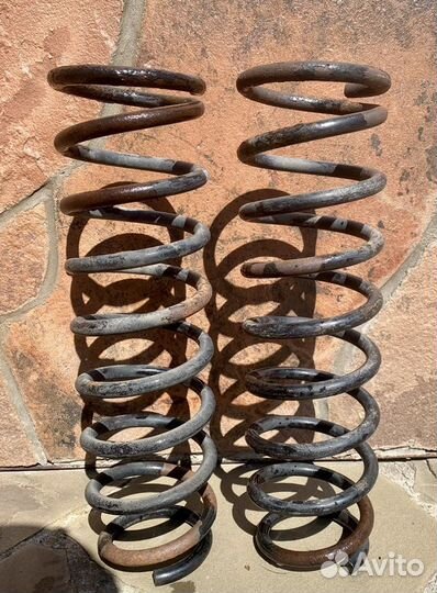 Пружины задние лансер 9 1.6