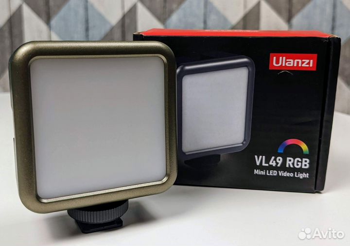 Компактный RGB свет Ulanzi