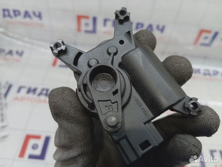 Моторчик заслонки отопителя Porsche Cayenne (9PA) 7L0907511AJ