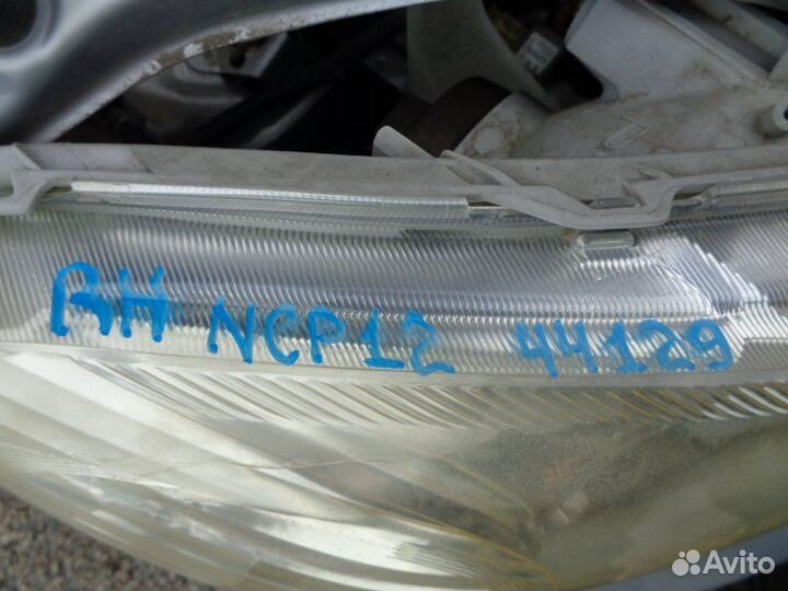 Фара правая Toyota Platz NCP12 1NZ-FE 2002/10