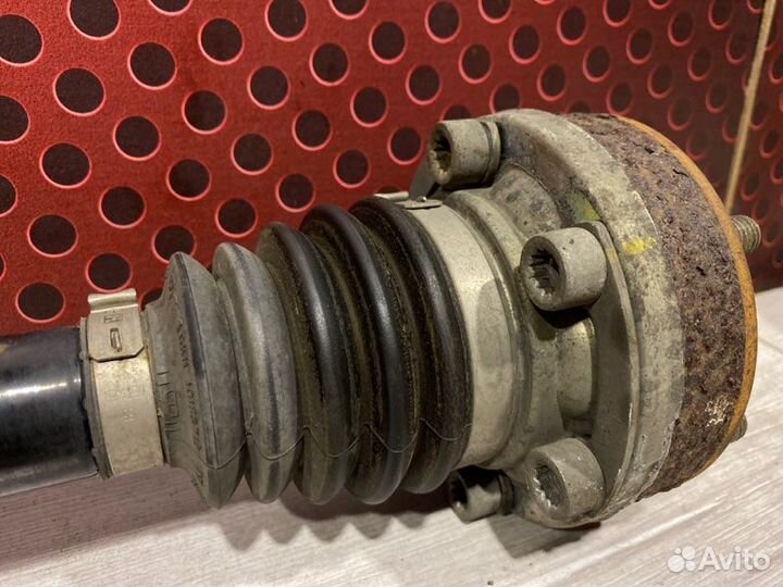 Полуось задняя (приводной вал, ШРУС) Bentley