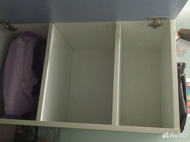 Подвесной шкаф на кухню