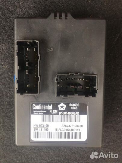 Блок управления багажником jeep grand cherokee wk2