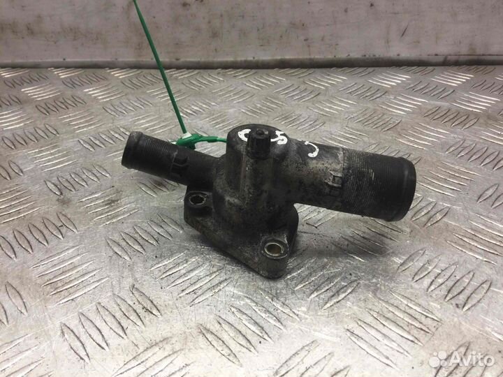 Корпус термостата Renault Kangoo 7700110713 D4f712