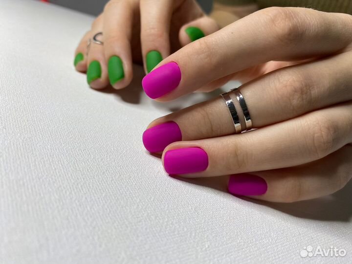 Маникюр/педикюр/наращивание ногтей