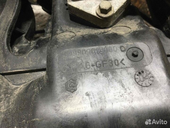 Коллектор впускной Ford Focus sd9909013000d eydf