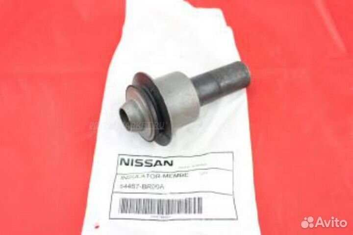 Nissan 54467-BR00A Сайлентблок подрамника перед