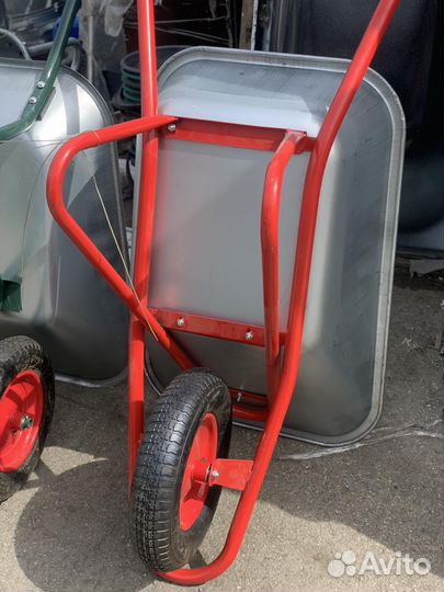 Тачка садовая строительная