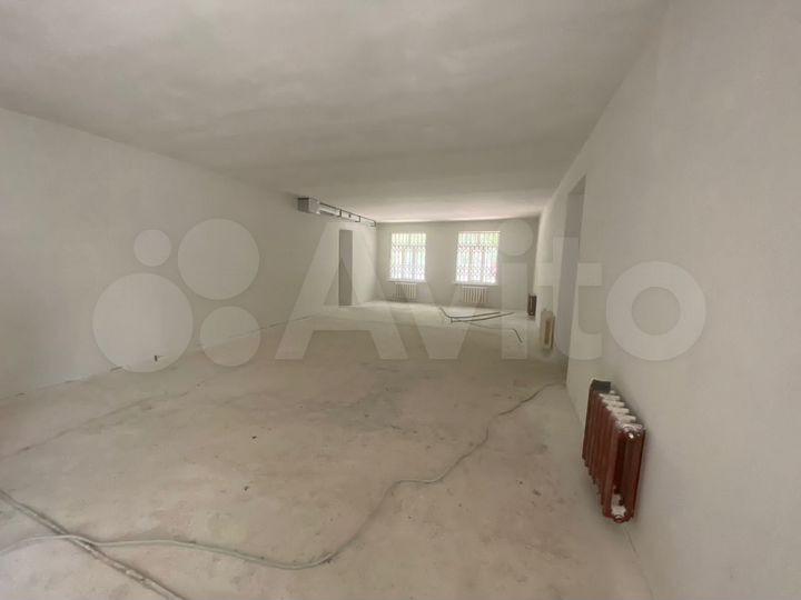 Помещение свободного назначения, 527 м²