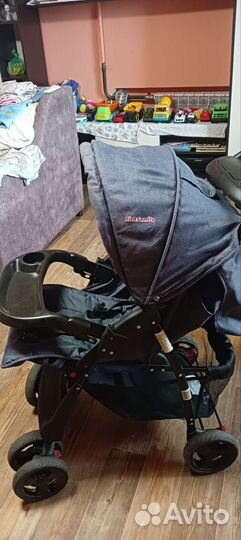 Прогулочная коляска