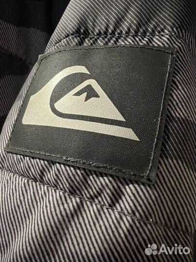 Микропуховик Quiksilver