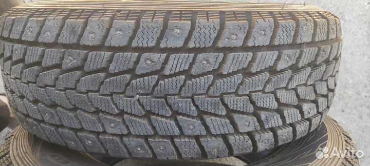 Toyo Open Country I/T 215/65 R16 98T