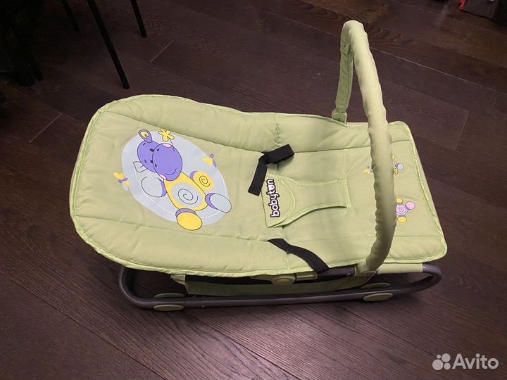 Шезлонг детский babyton